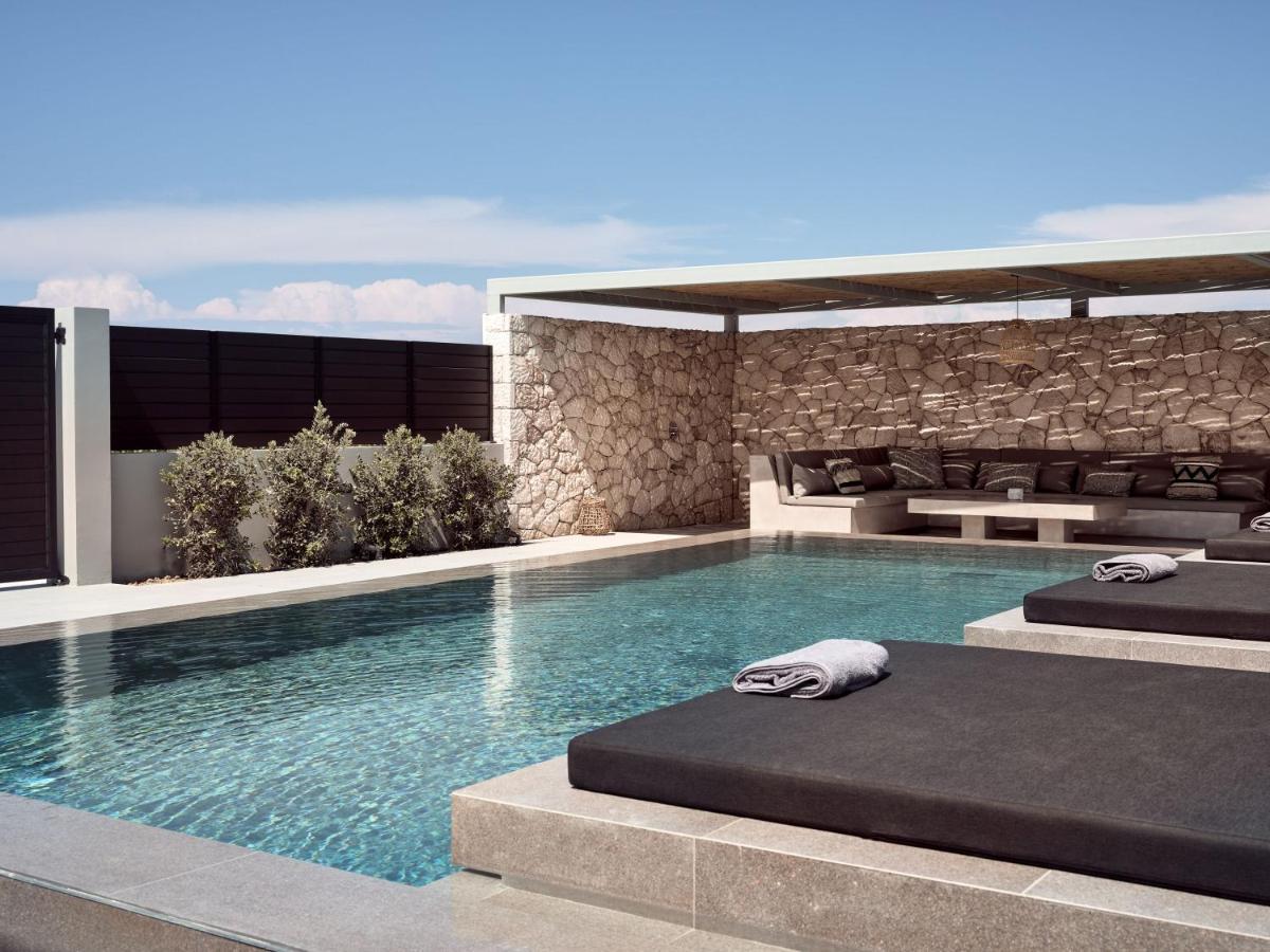 Noema Villa - Stylish Villa With Scenic Serenity, By Zantewize Sarakinadhon Экстерьер фото